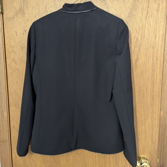 Elie Tahari Ladies Black hook front modern blazer - Picture 5 of 6